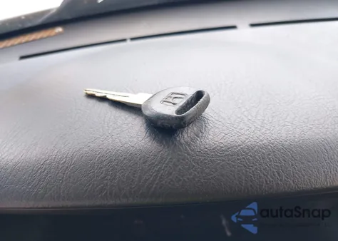 1999 Honda Cr-V Ex z USA, uszkodzony, nr VIN JHLRD1862XC032678